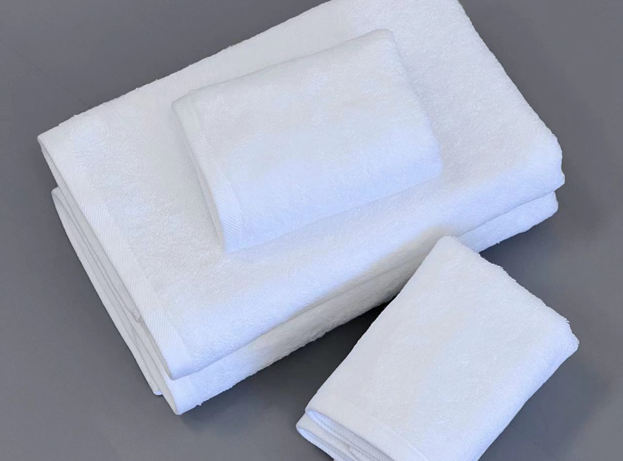 Hotel hand towels